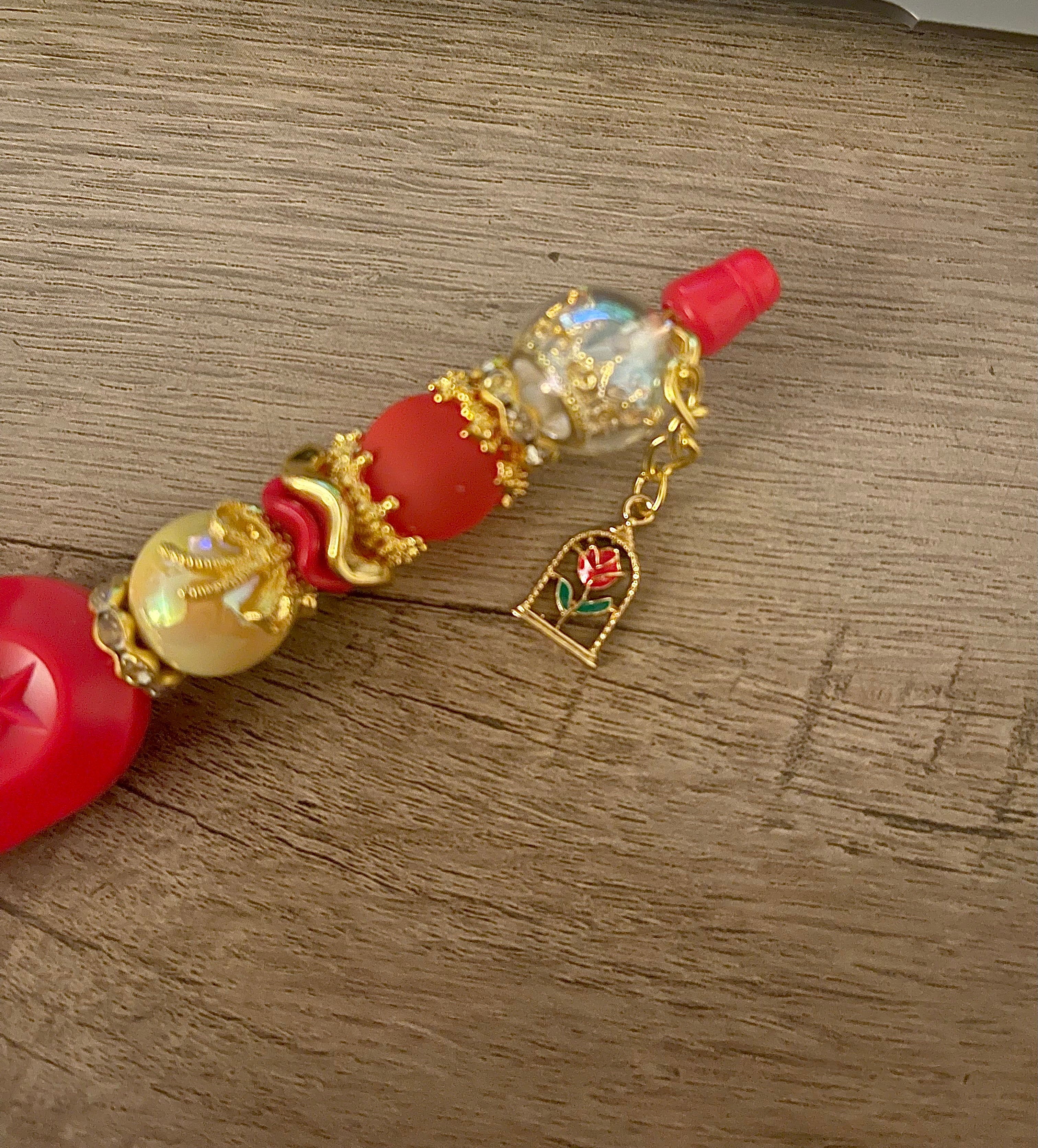 Red and gold Box Cutter